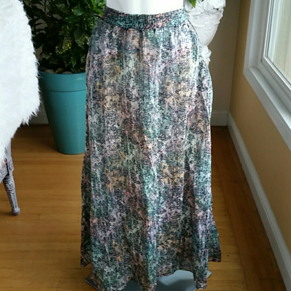 Insight cotton skirt size 4/medium